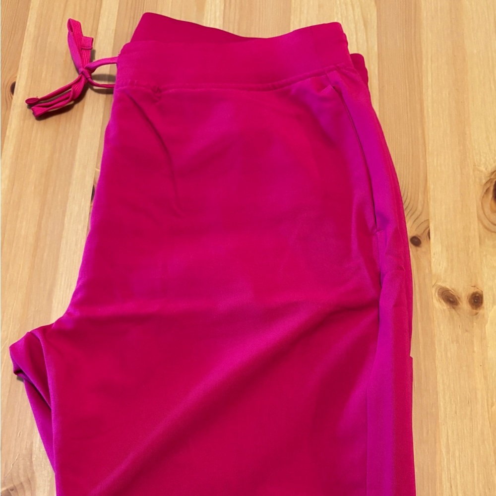 Mandala Scrubs High Waisted Joggers Cloud Raspberry